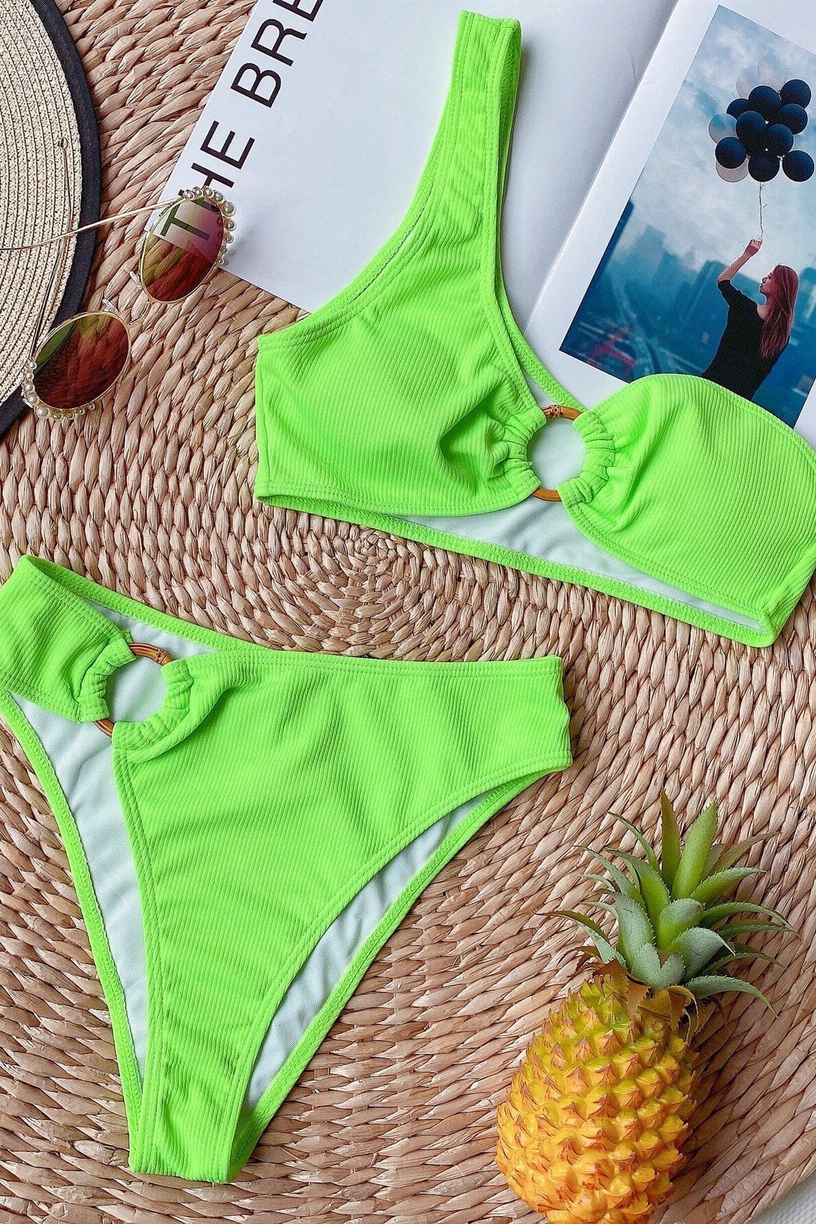 Biquíni Dilla com Bojo Um Ombro Só Cintura Alta Moda Praia espaco shop