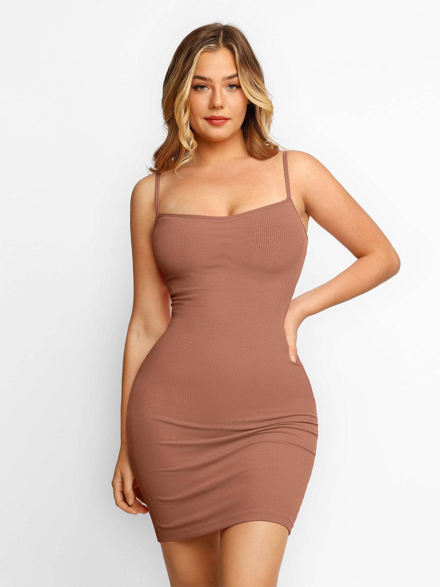 O vestido que realça seu formato Mais vendido do Ano Bodycon Dress Espaco Shop Vestido Slip Mini Marrom claro PP (34)