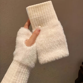 Luva Feminina Meio Dedo de Pelúcia