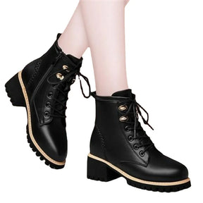 Bota Feminina de Couro PU