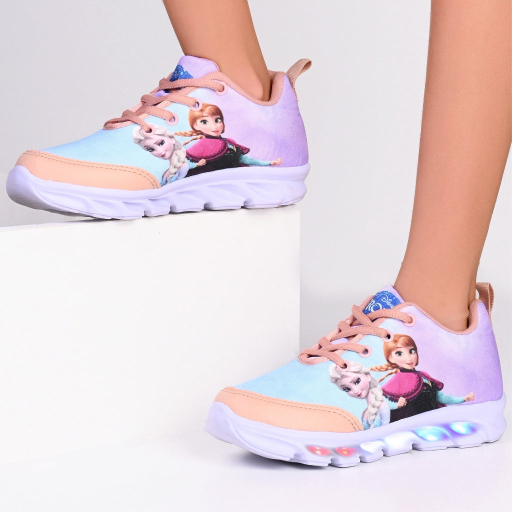 Tênis Infantil Frozen Clound no pé