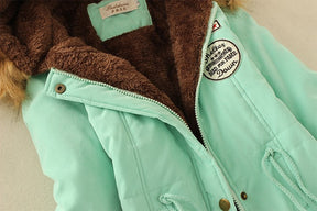 Casaco Feminino de Inverno Peluciado