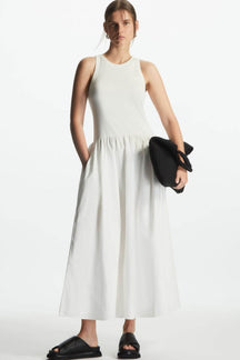 Vestido Longo Royal Vintage com Bolsos Casaco EP01 Branco PP 